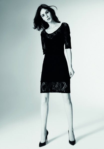 Omero - Elegant dress with romantic lace details